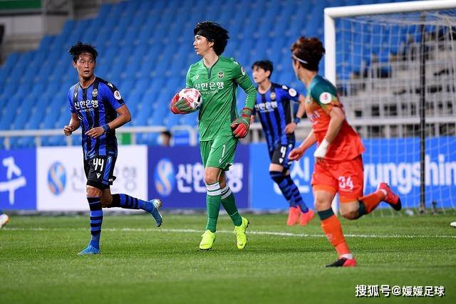 亚冠精英联赛-海港4人防守无果，海港0-1落后光州