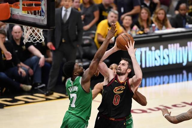 崔永熙合同不计入工资帽 可转为NBA双向合同